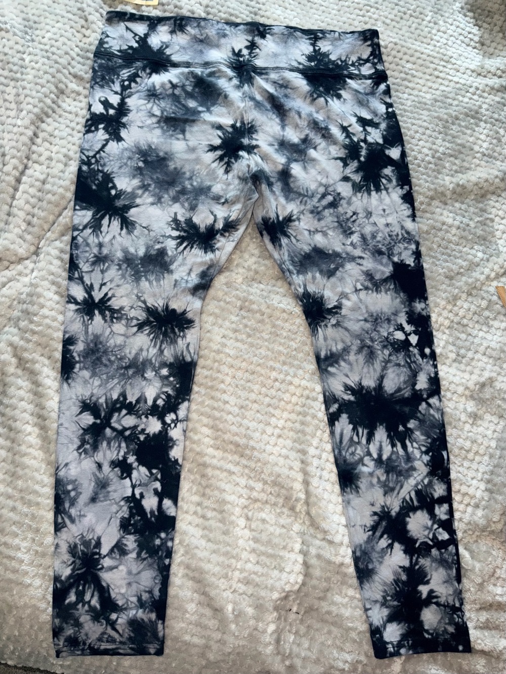2 pack bundle wild fable black and white high waisted leggings